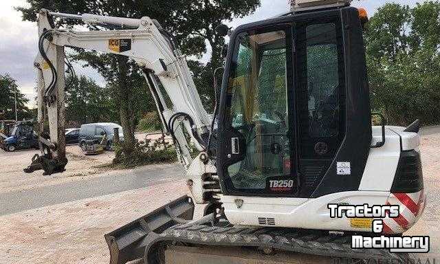 Mini-Excavator Takeuchi TB 250 Midi-Graver Midi-Excavator