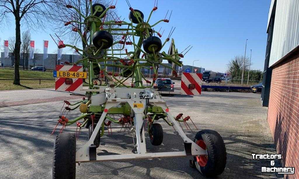 Tedder Claas Volto 1320 T Schudder