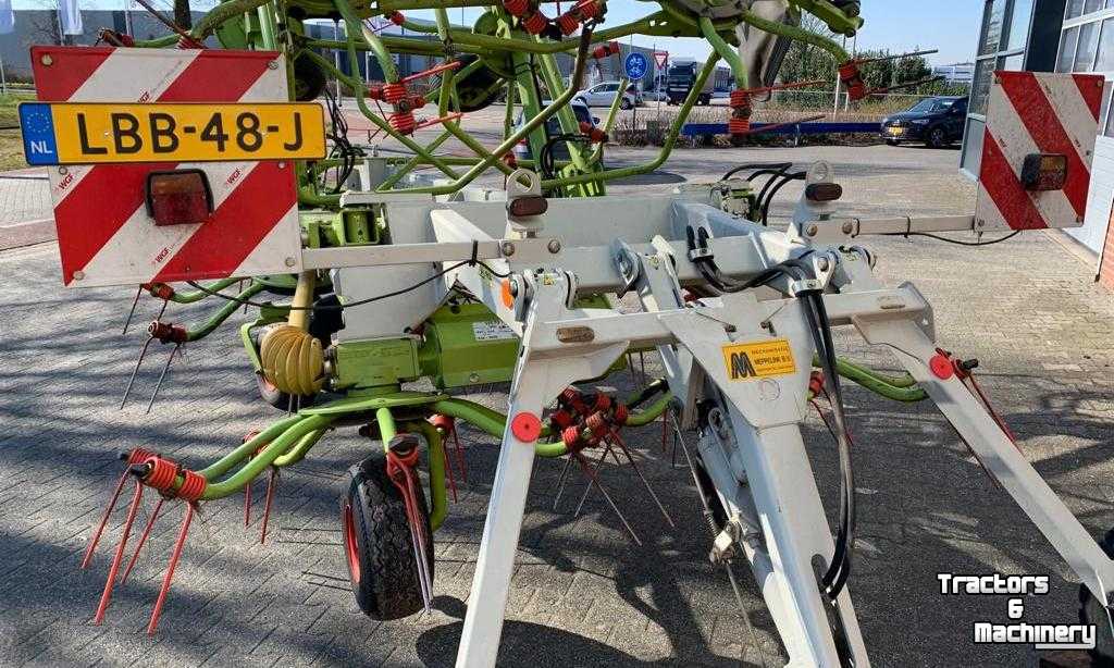 Tedder Claas Volto 1320 T Schudder