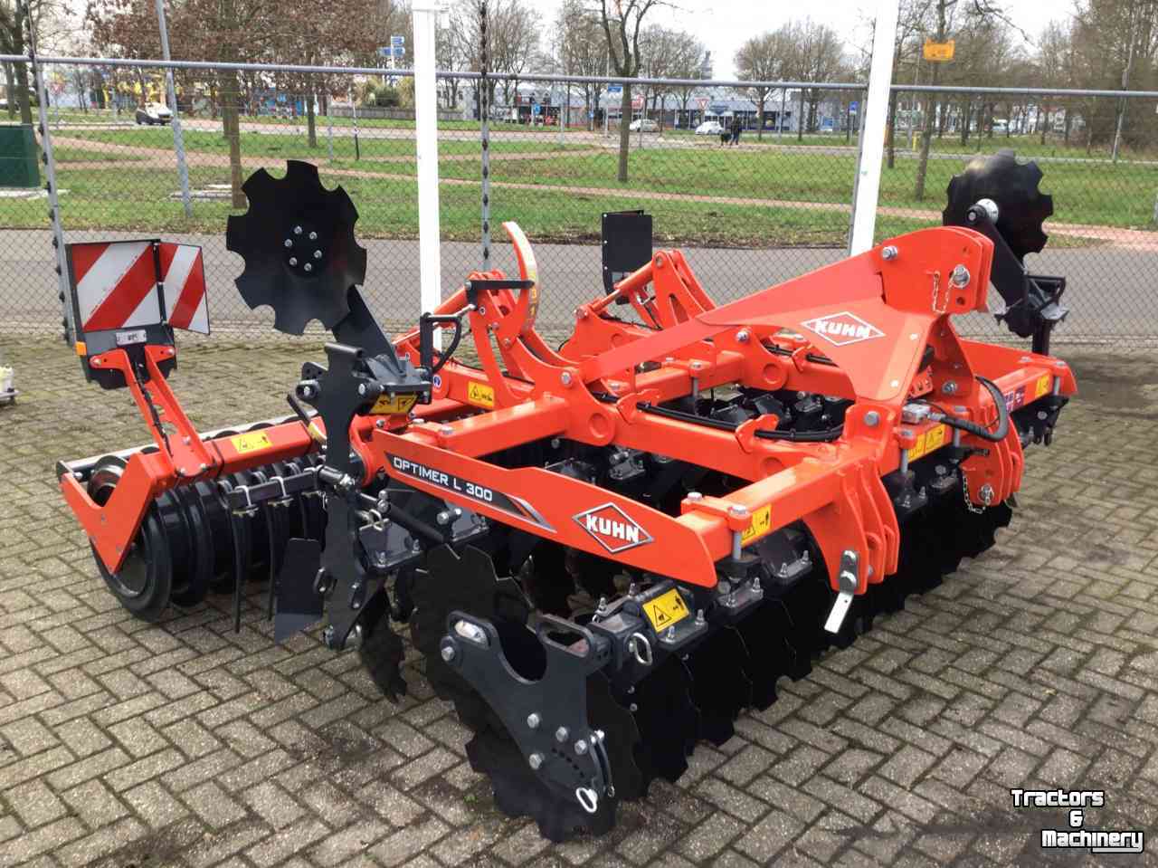 Disc harrow Kuhn Optimer L 300