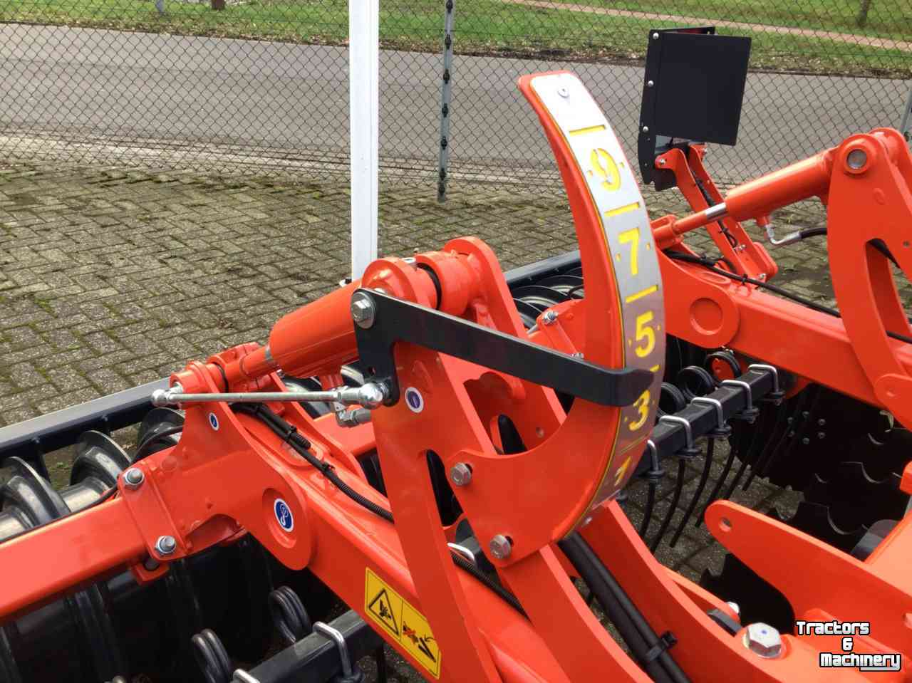 Disc harrow Kuhn Optimer L 300