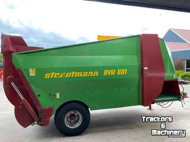 Silage-block distribution wagon Strautmann BVW 801