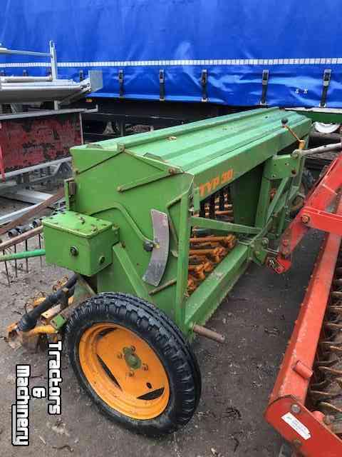 Seed drill Amazone D7-30 Special II