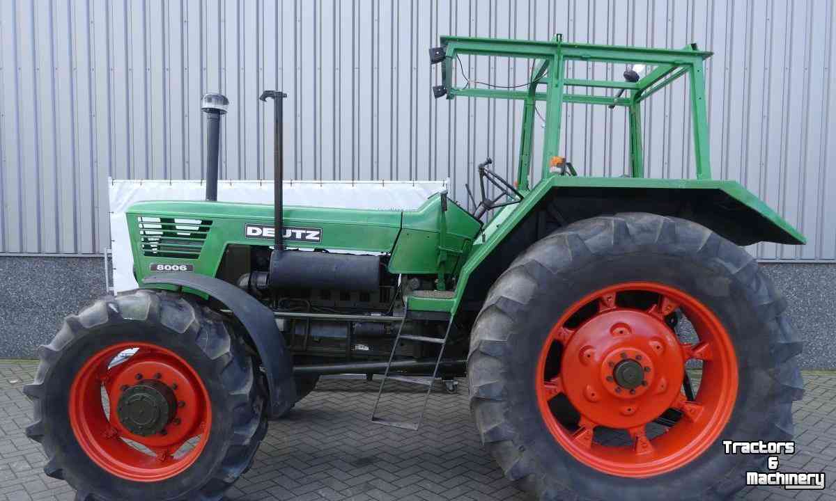 Tractors Deutz D8006