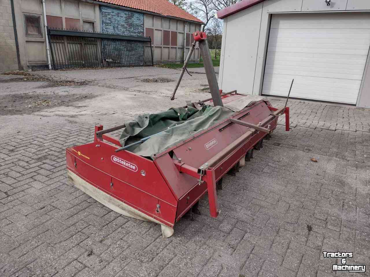 Rows sprayer Steketee kappenspuit