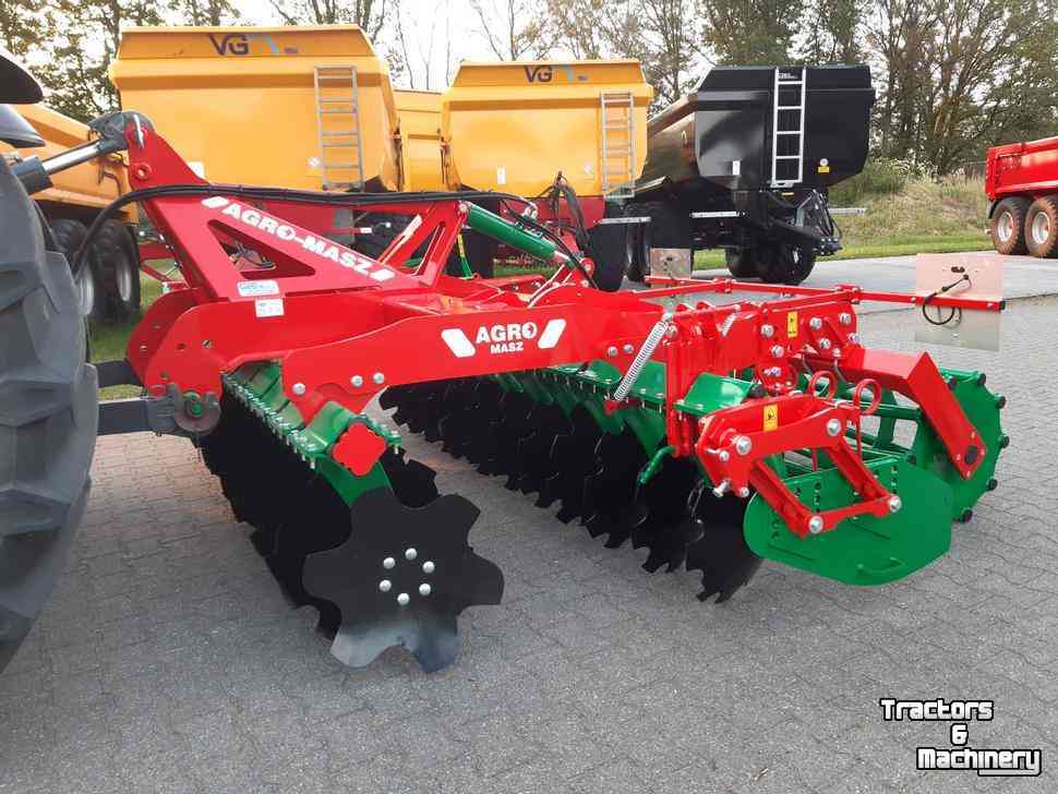 Disc harrow Agro Masz Trol-30 schijveneg