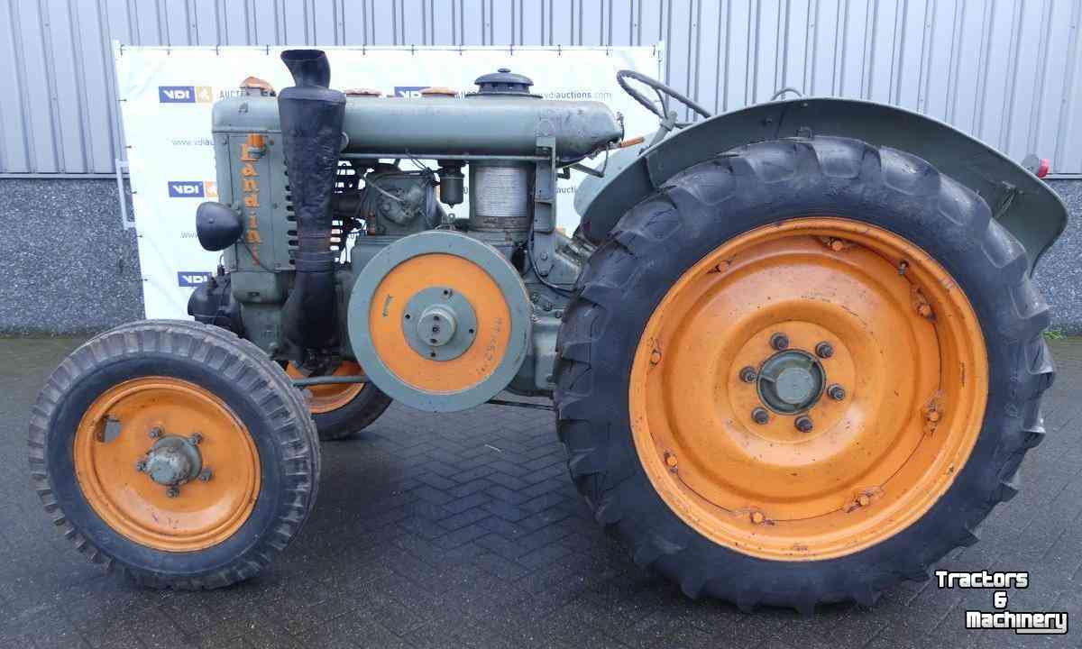 Oldtimers Landini L35 Tractor Oldtimer