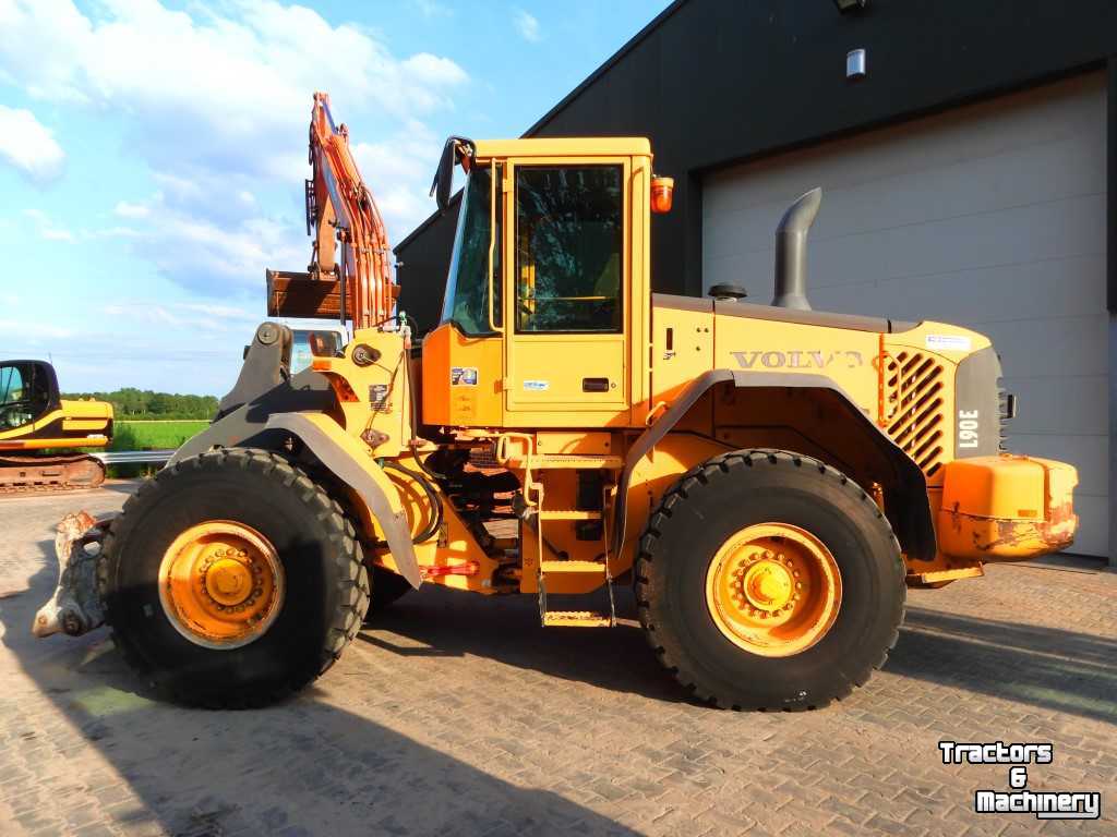 Wheelloader Volvo L90E