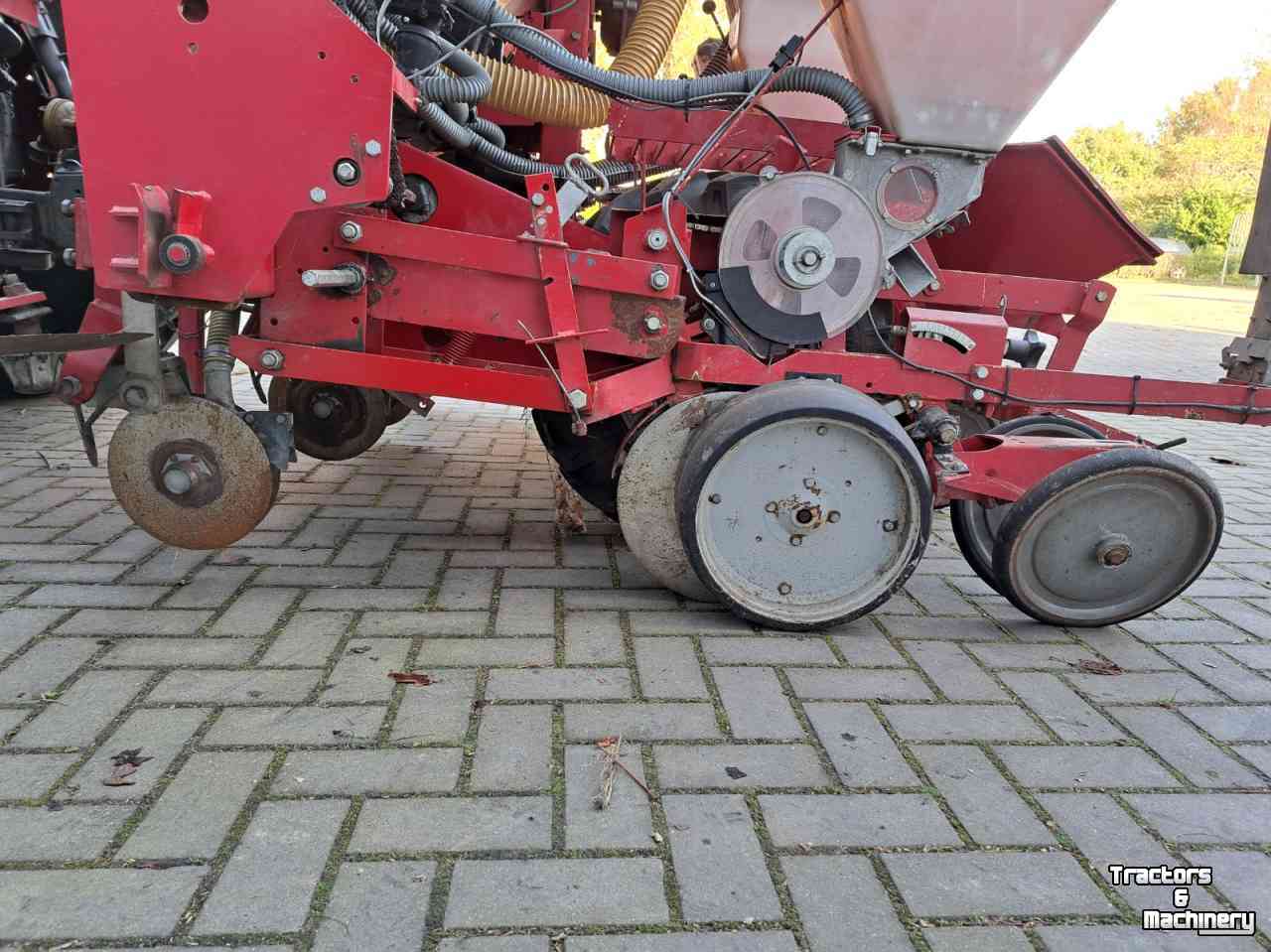 Seed drill Becker Aeromat SCH KP 750 8 rij