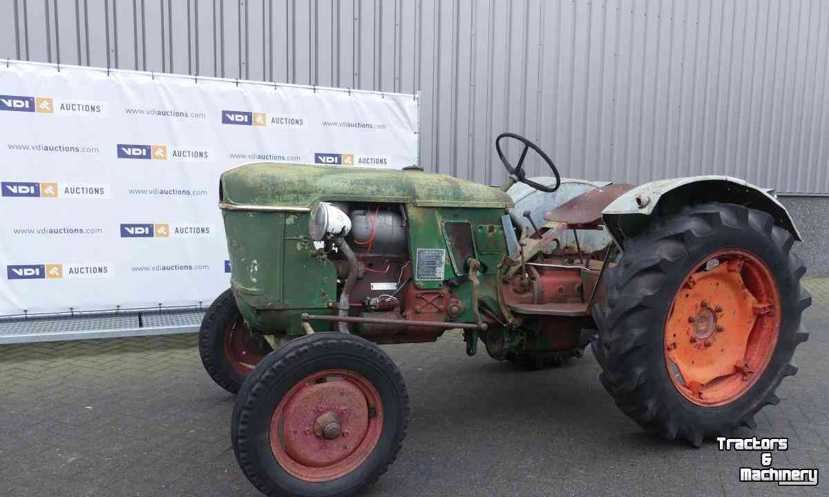 Tractors Deutz D25.1S NK