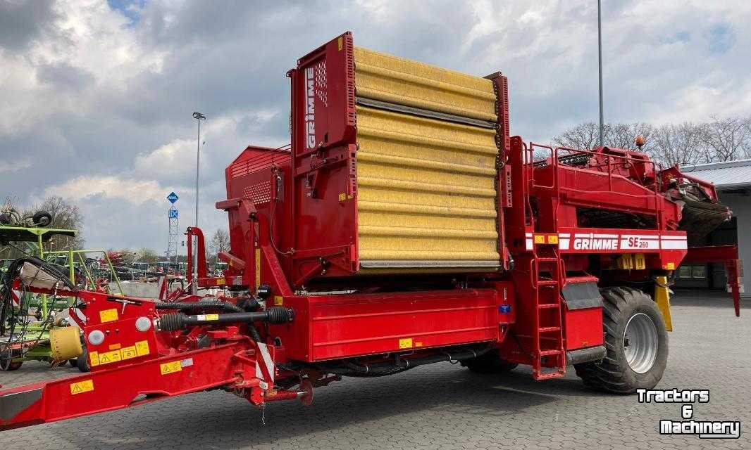 Potato harvester Grimme SE 260 UB Kartoffelroder Potato Harvester