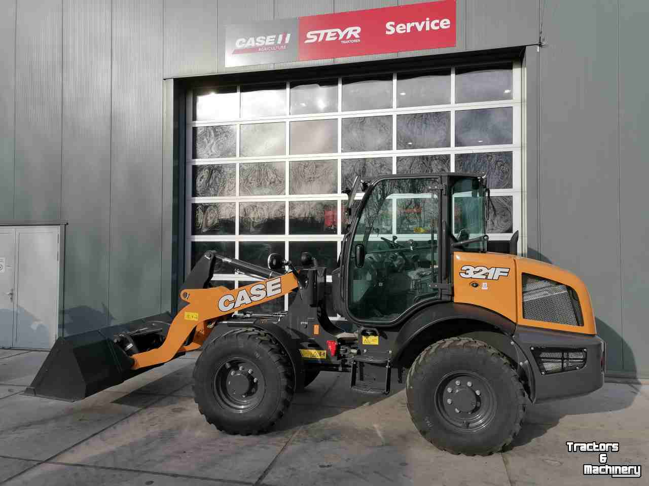 Wheelloader Case 321F HS compacte wiellader | shovel | kniklader