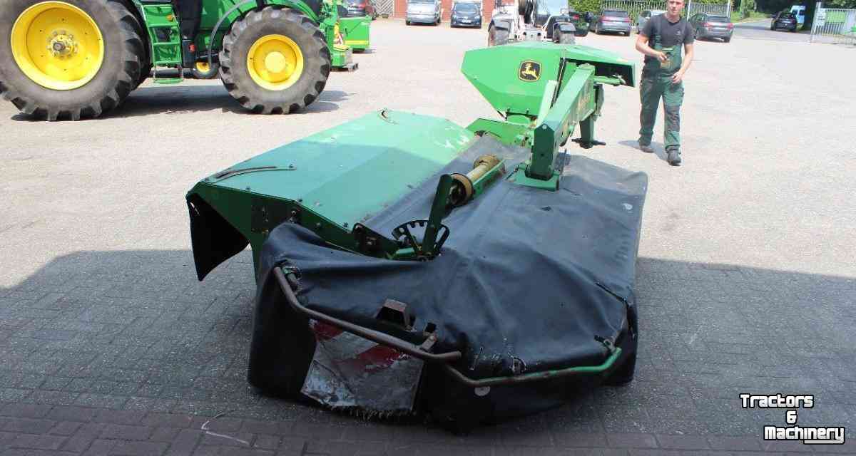 Mower John Deere 328