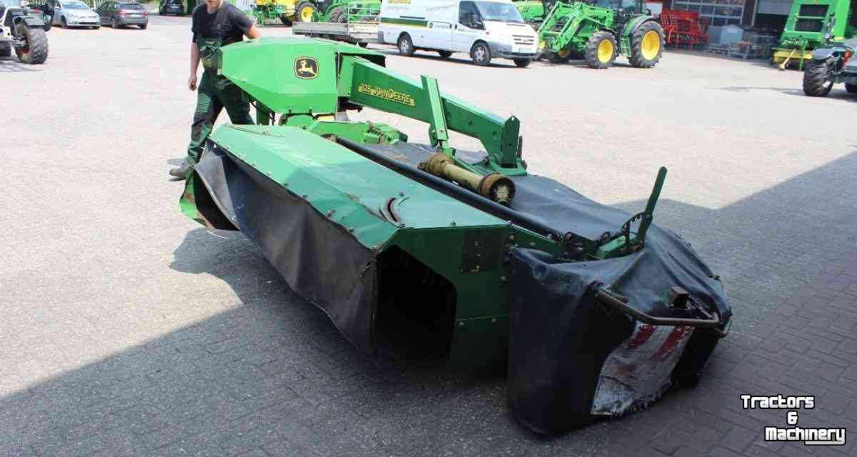 Mower John Deere 328