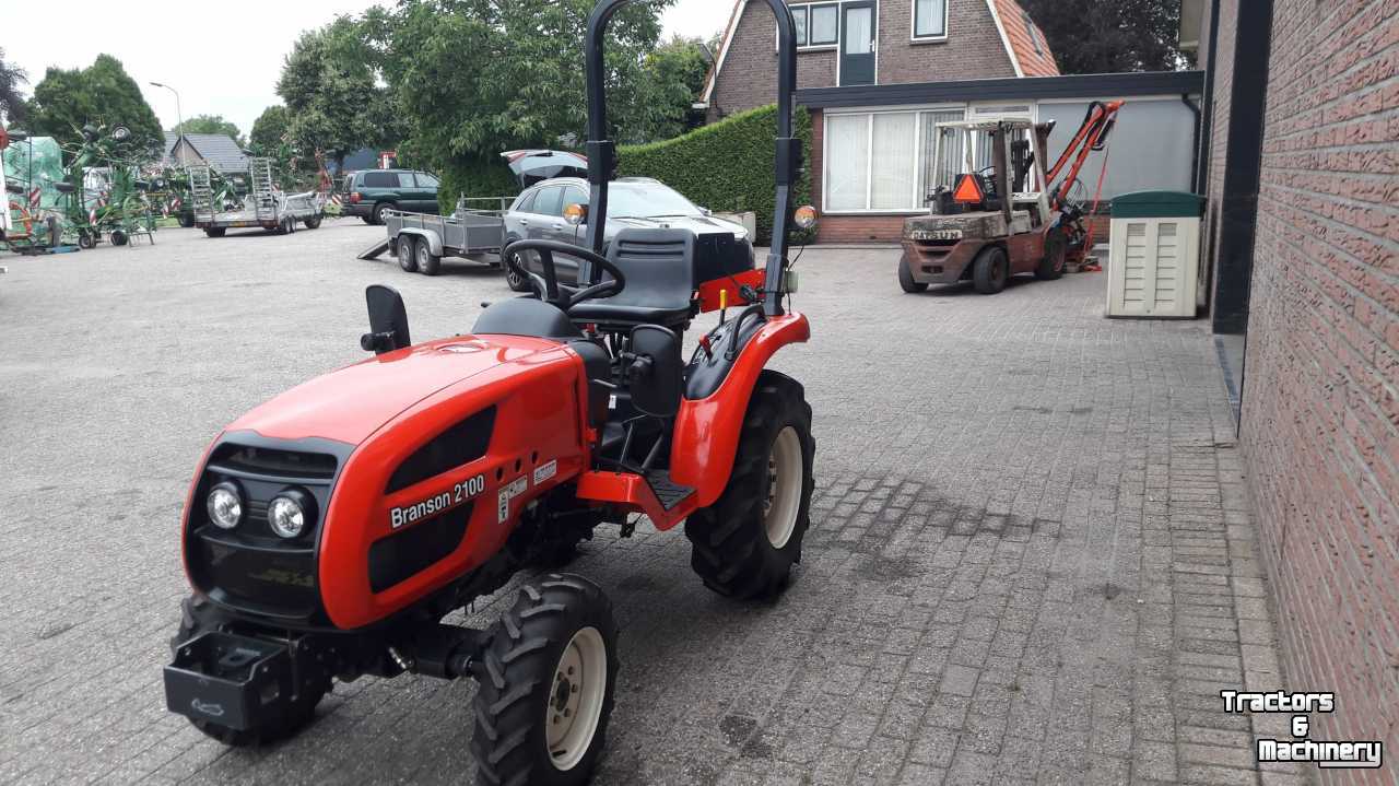 Horticultural Tractors Branson 2100