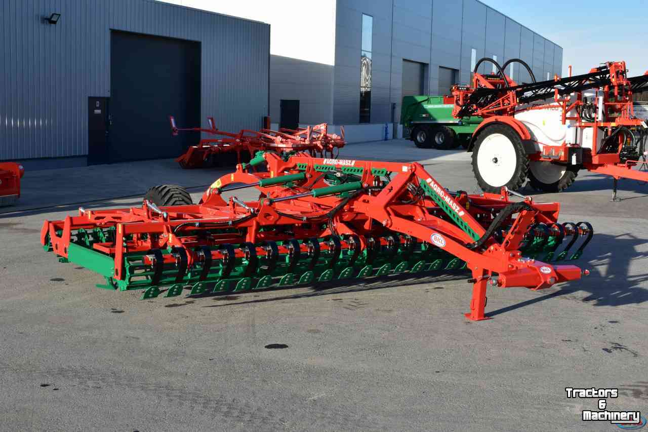 Seedbed combination Agro Masz AUC 60 Kompaktor