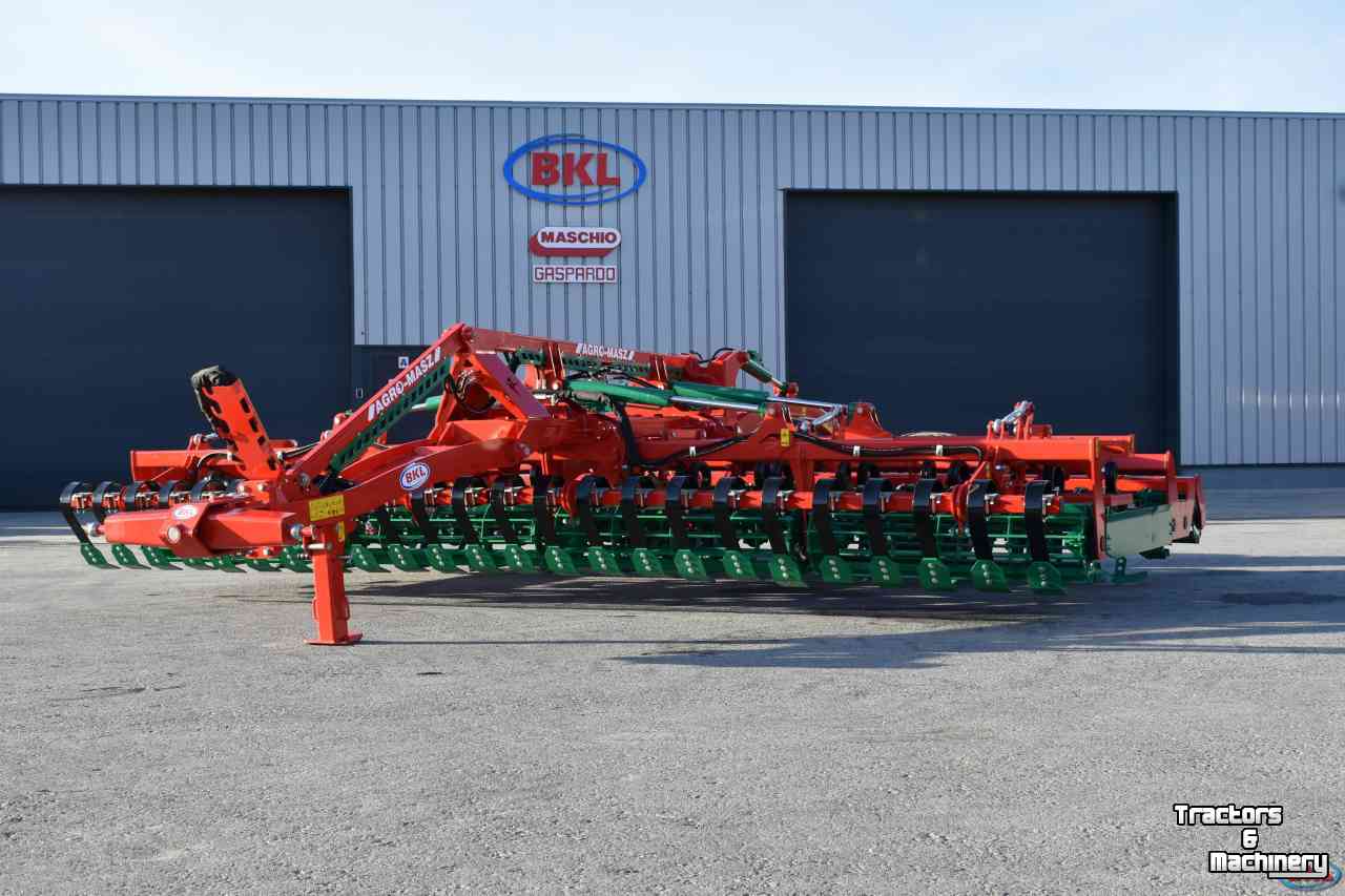 Seedbed combination Agro Masz AUC 60 Kompaktor