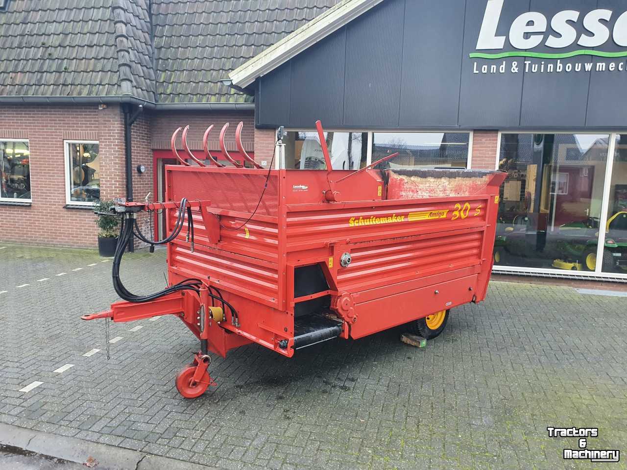 Silage-block distribution wagon Schuitemaker amigo 30S blokkenwagen voerdoseerwagen