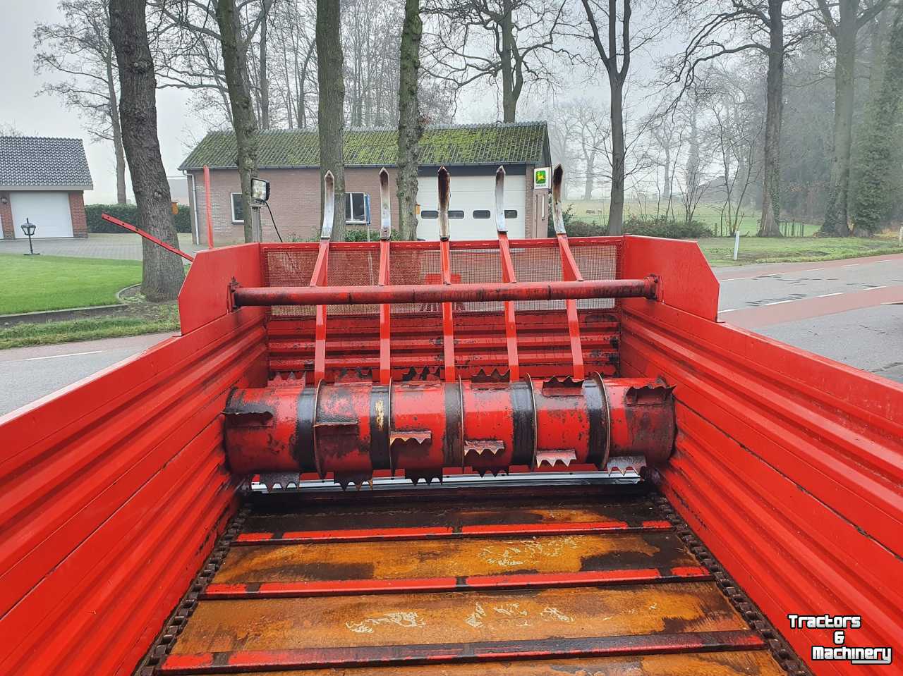 Silage-block distribution wagon Schuitemaker amigo 30S blokkenwagen voerdoseerwagen