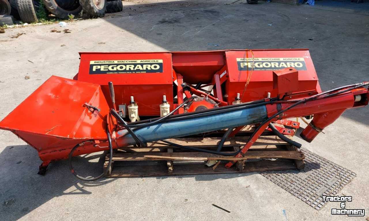 Seed drill Pegoraro Zaaimachine + Vijzel