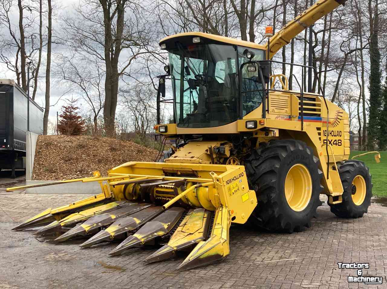 Forage-harvester New Holland FX 450