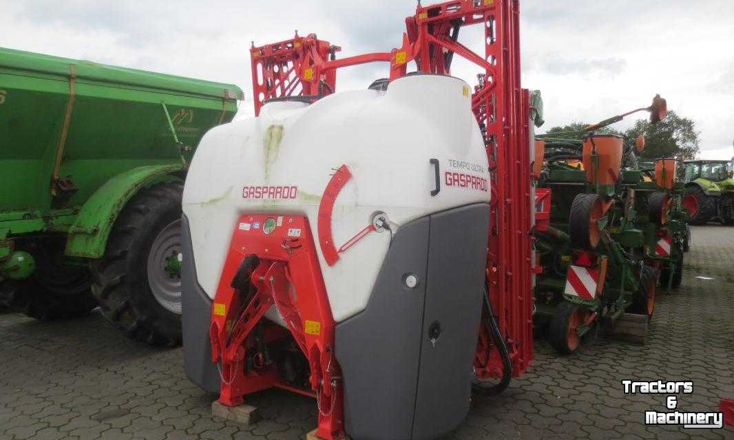 Fieldsprayer 3 points Gaspardo Tempo Ultra 1600 ISO Feldspritze