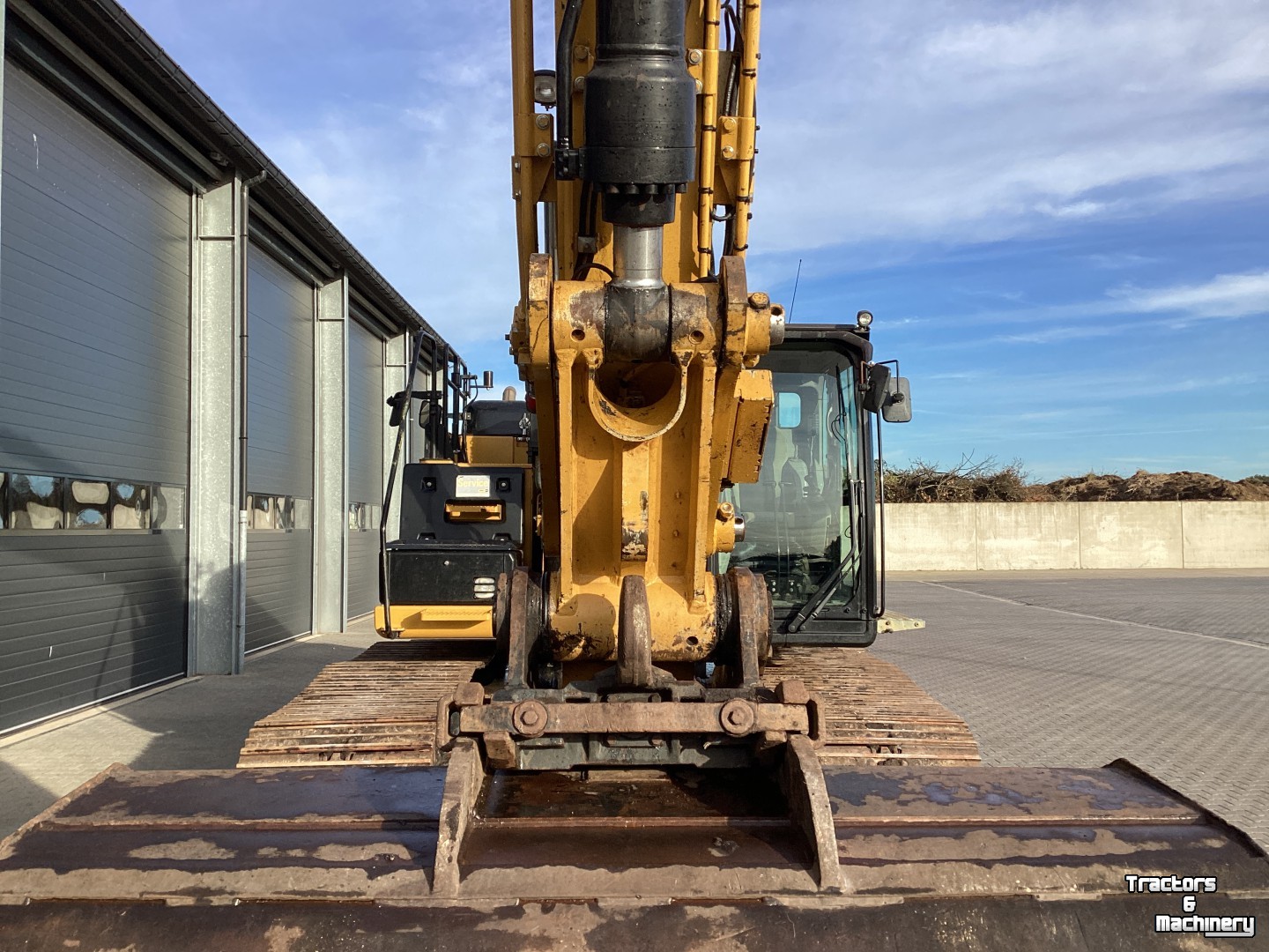 Excavator tracks Caterpillar 324 EL