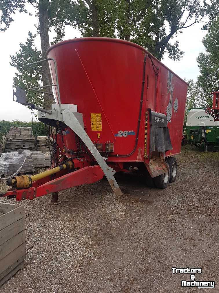 Vertical feed mixer Peecon Biga 26    -    420284