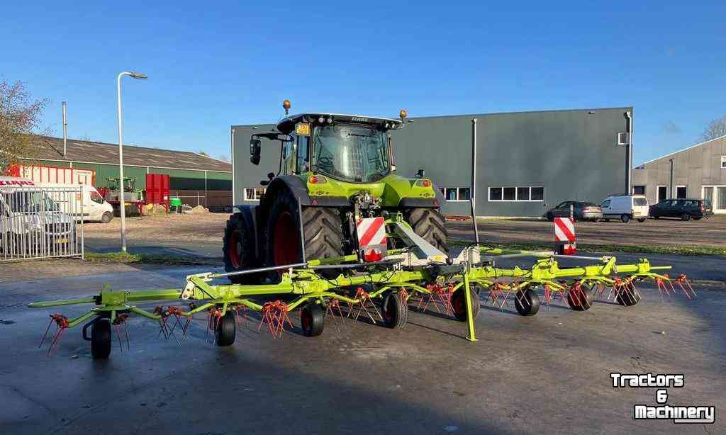 Tedder Claas Volto 900