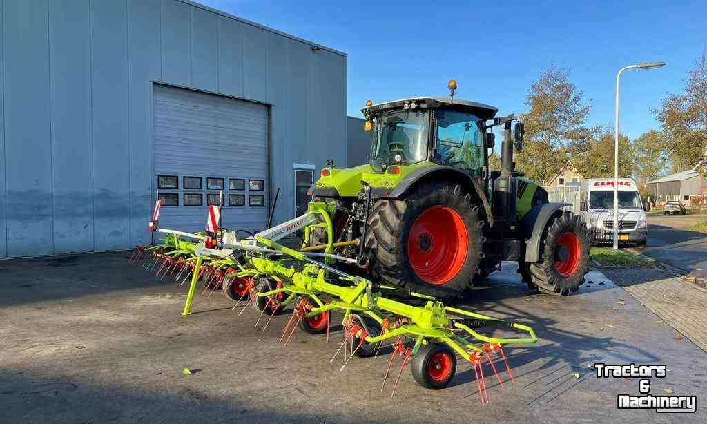 Tedder Claas Volto 900