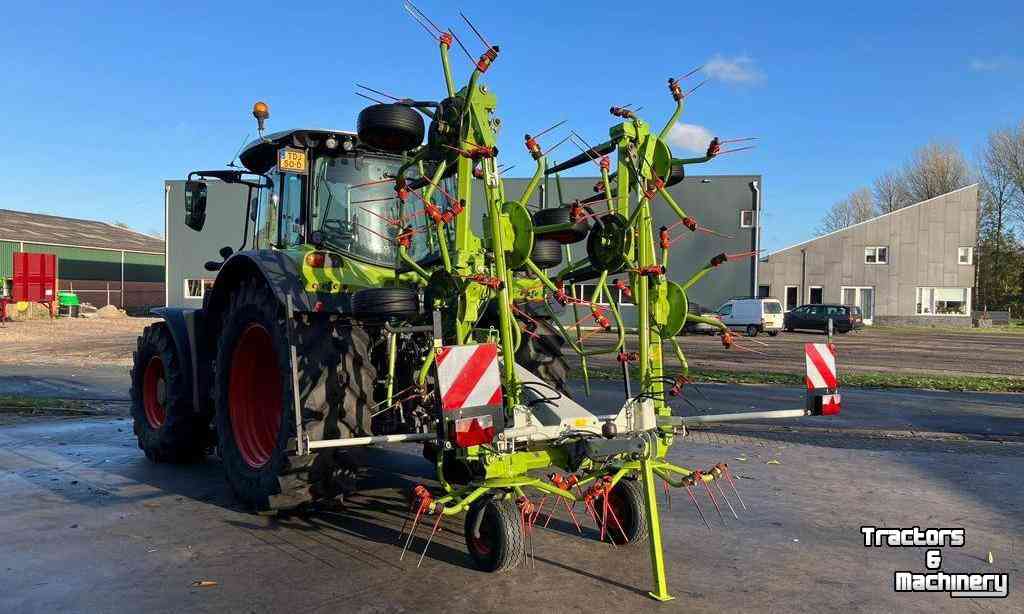 Tedder Claas Volto 900