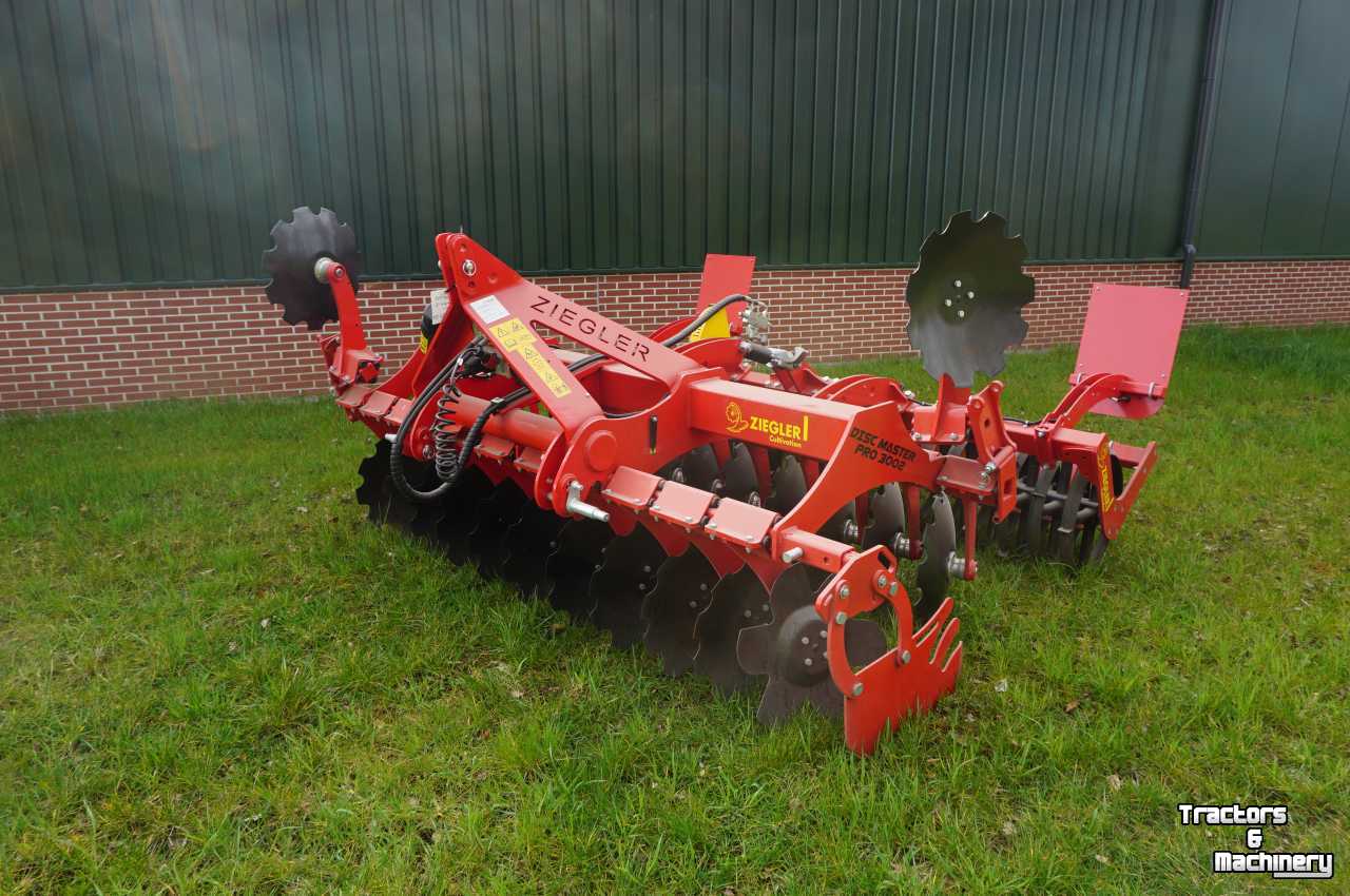 Disc harrow Ziegler Disc Master Pro 3002