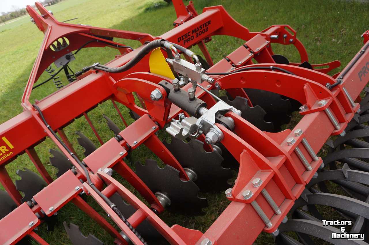 Disc harrow Ziegler Disc Master Pro 3002