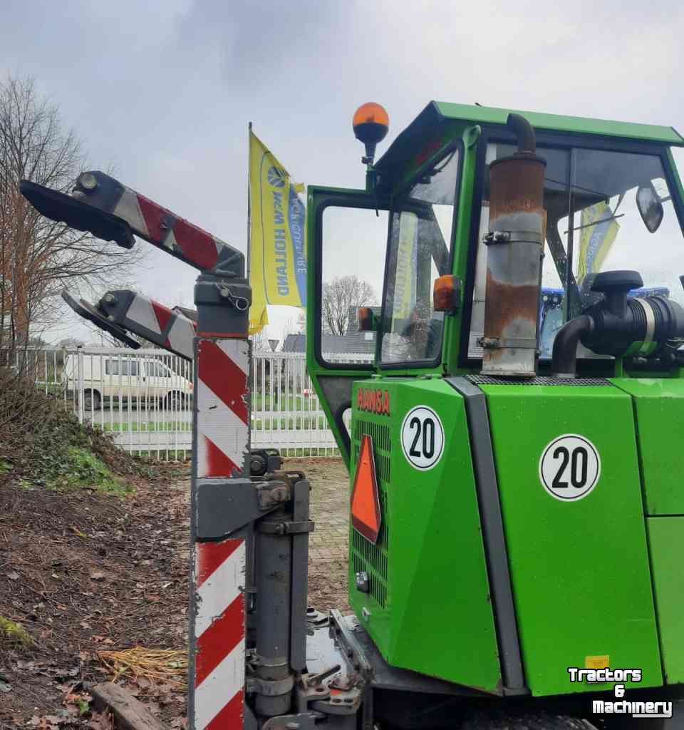 Excavator mobile Hansa APZ331 Grafdelver kraan