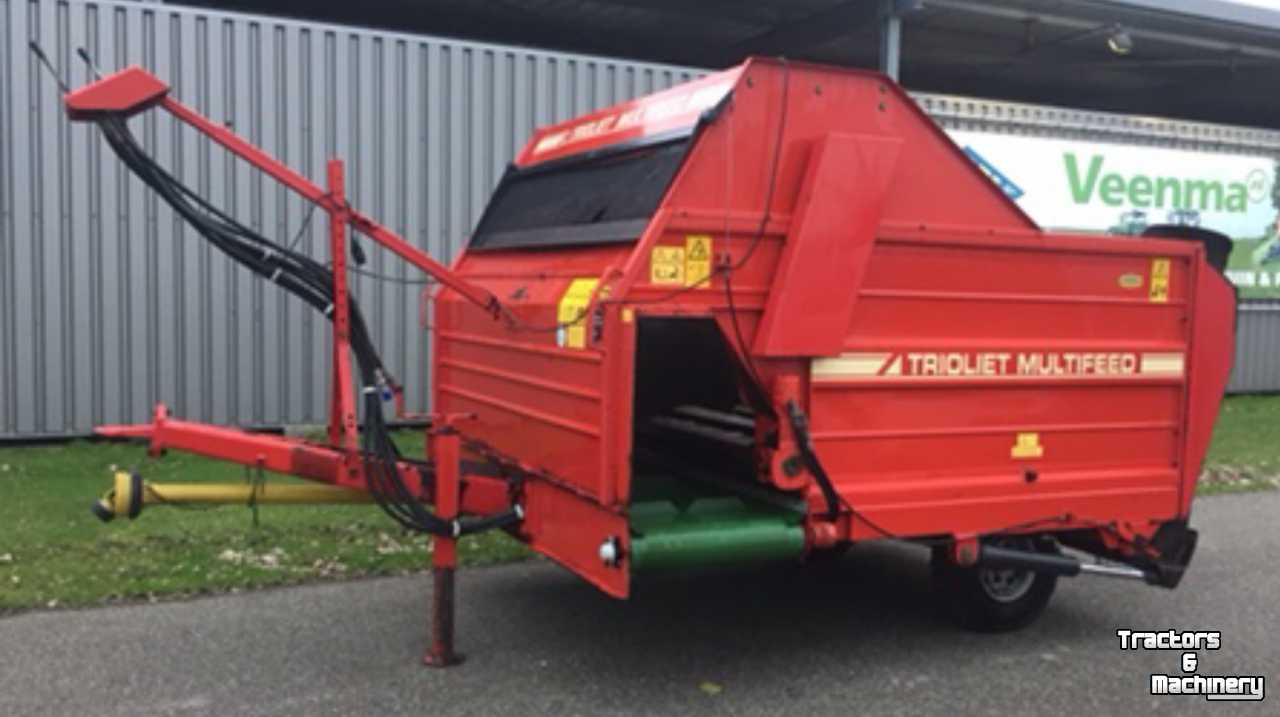 Silage-block distribution wagon Trioliet Multifeed  voer doseerwagen