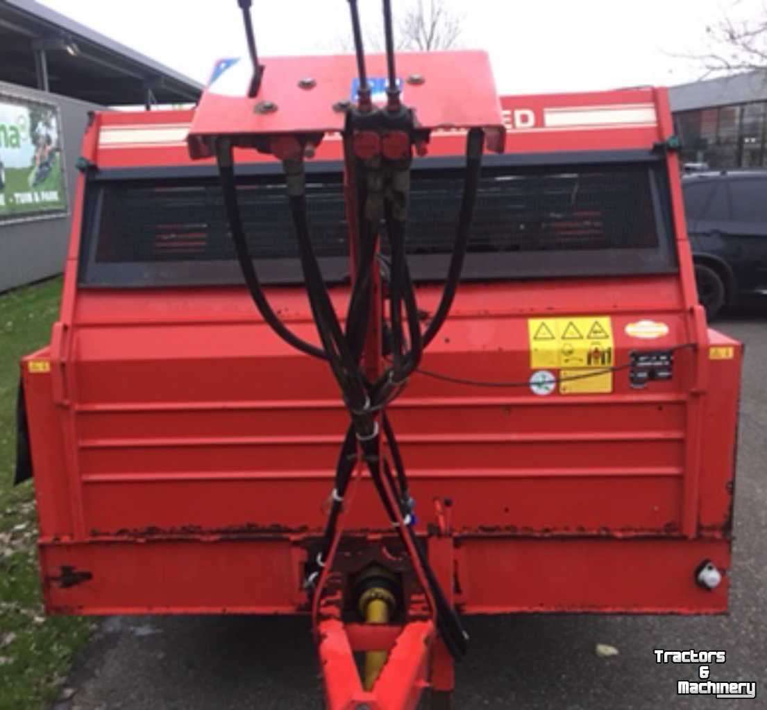 Silage-block distribution wagon Trioliet Multifeed  voer doseerwagen