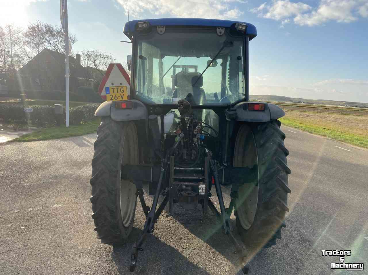 Tractors New Holland TN75D