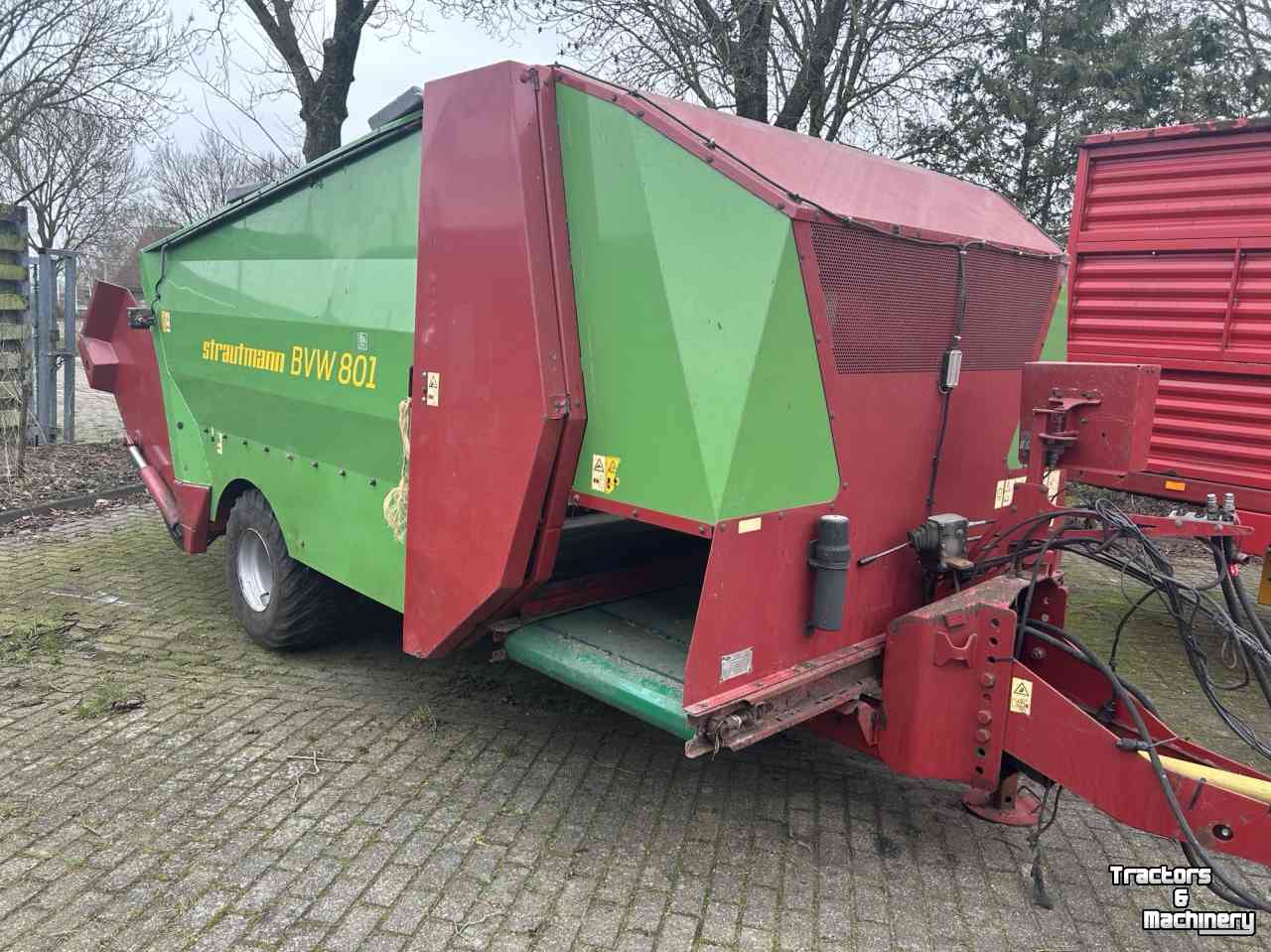 Silage-block distribution wagon Strautmann bvw 801