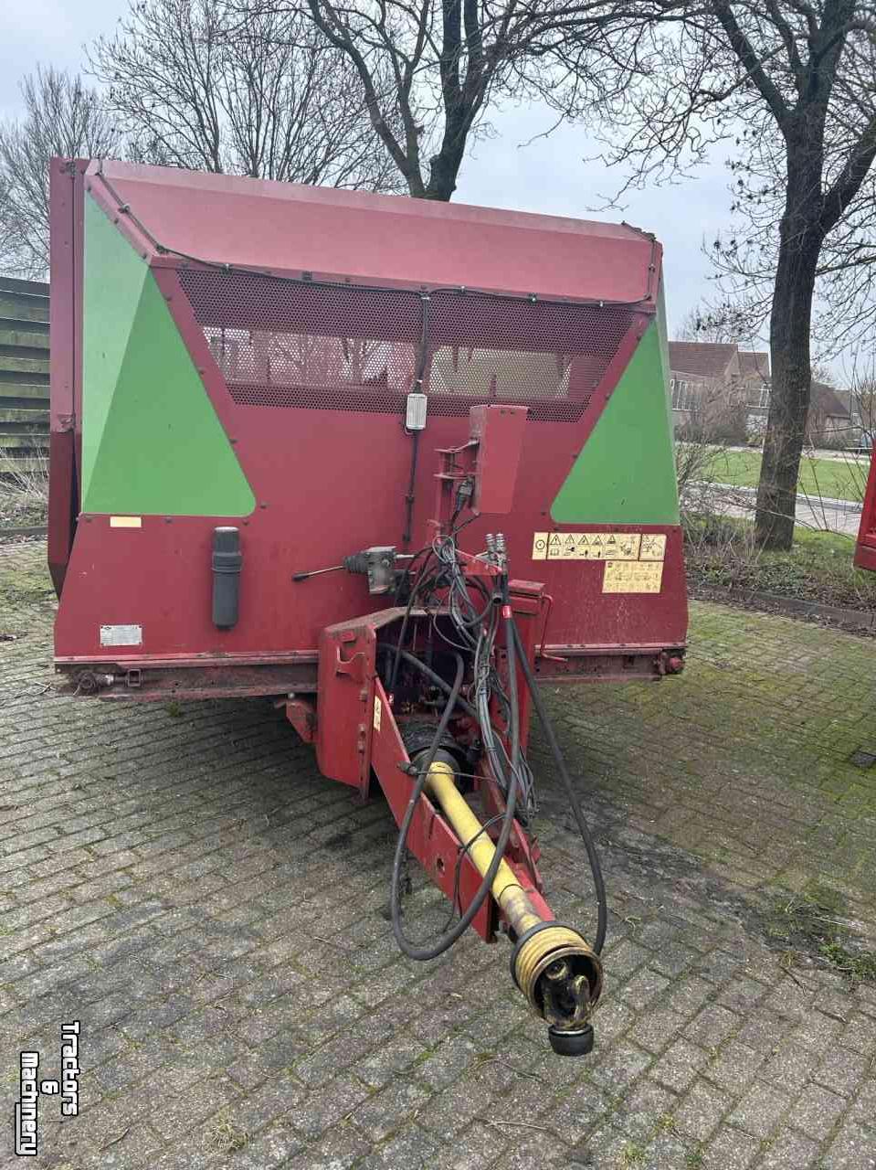 Silage-block distribution wagon Strautmann bvw 801