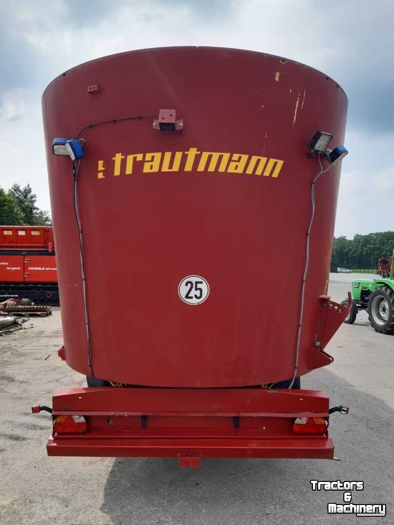 Vertical feed mixer Strautmann Vertimix SF-2001