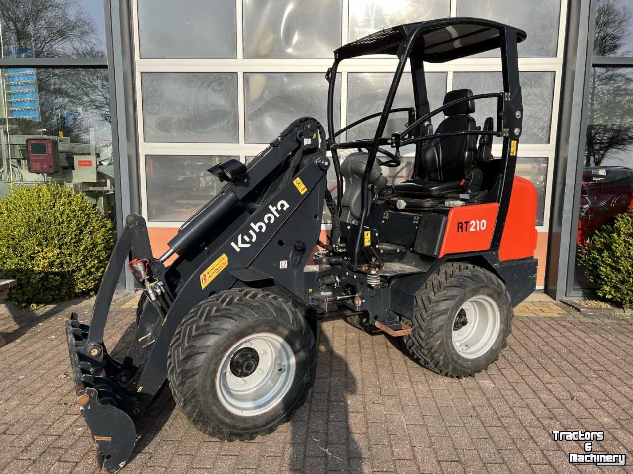 Wheelloader Kubota RT210, mini loader, shovel