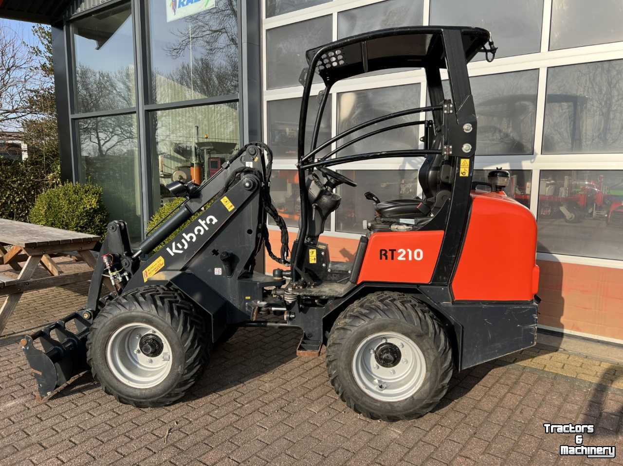 Wheelloader Kubota RT210, mini loader, shovel