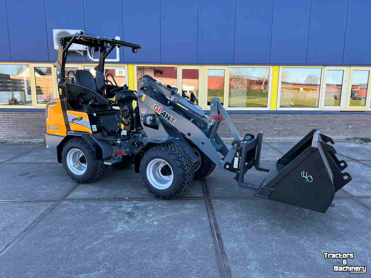 Wheelloader Giant G2300HD shovel wiellader loader