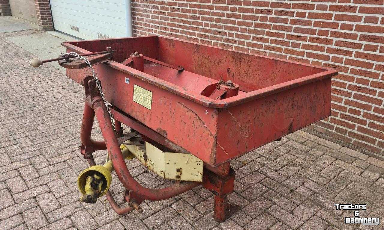 Fertilizer spreader PZ Vibrax Kunstmeststrooier