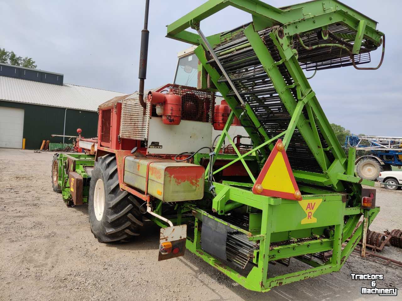 Onion harvester AVR 4r