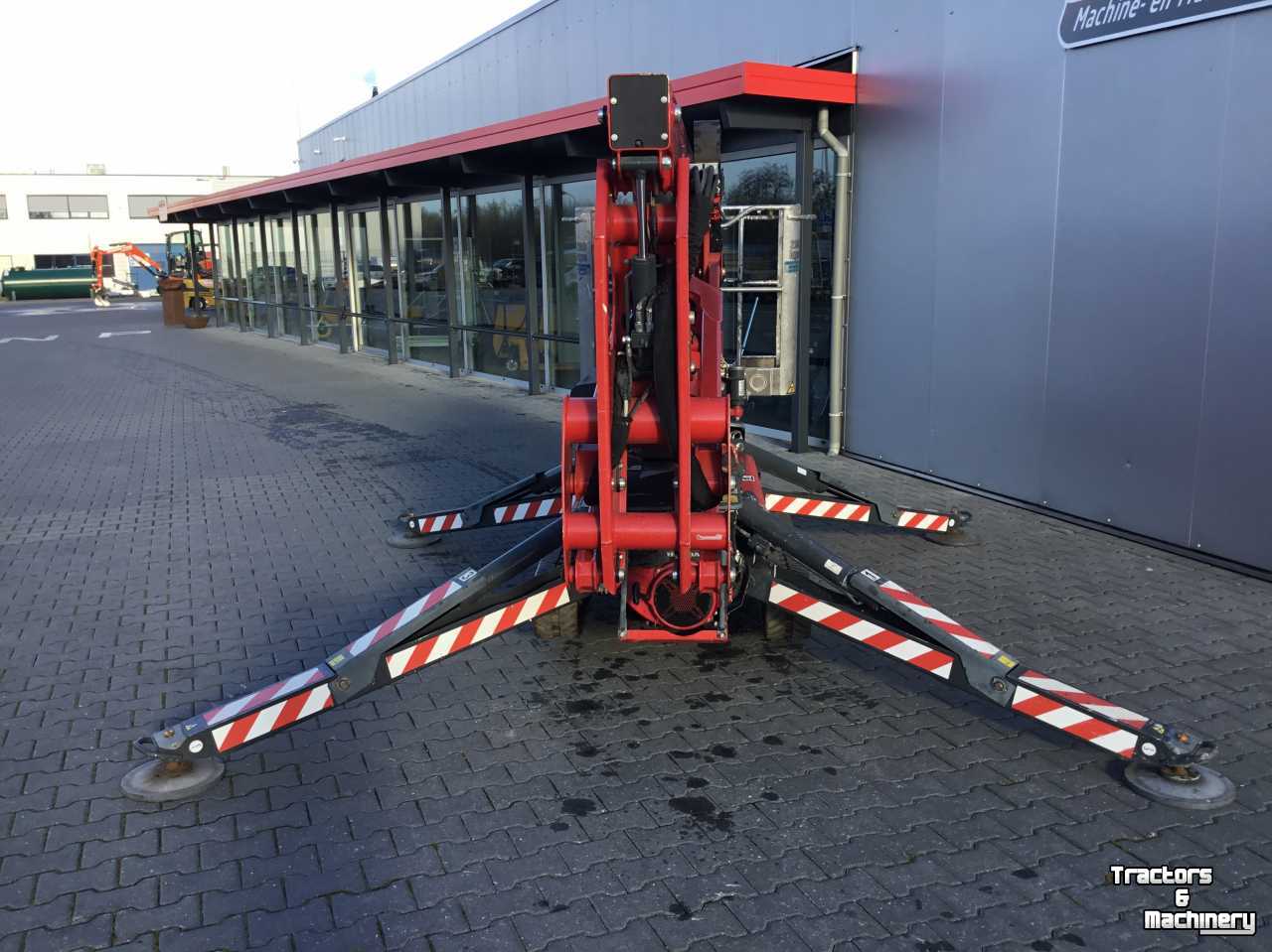 Articulated platforms Hinowa LIGHTLIFT 17.75