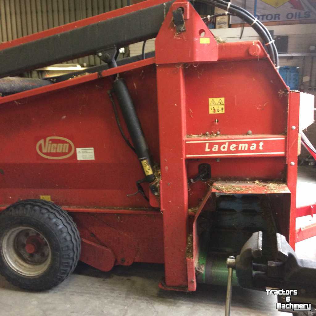 Silage grab-cutter wagon Vicon Vicon Lademat LDM 50 uitkuilwagen (Trioliet UKW 5000)