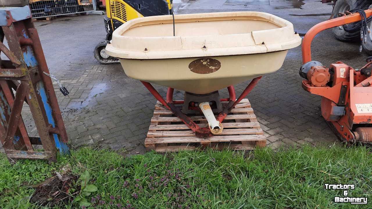 Fertilizer spreader Vicon pendelsstrooir ps