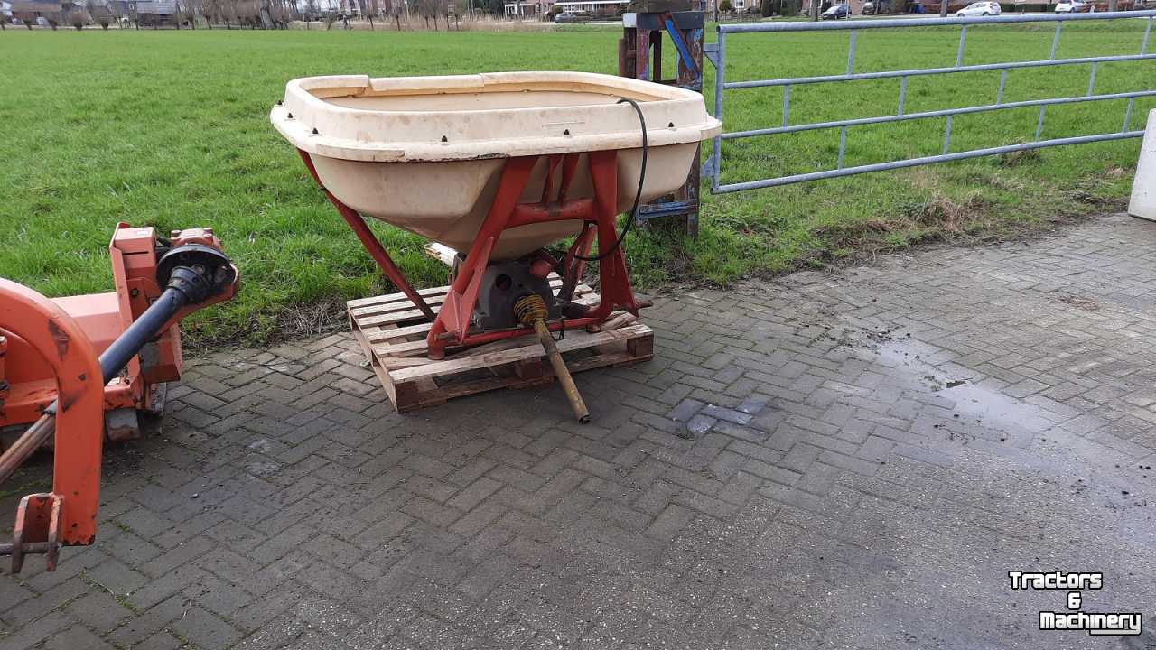 Fertilizer spreader Vicon pendelsstrooir ps