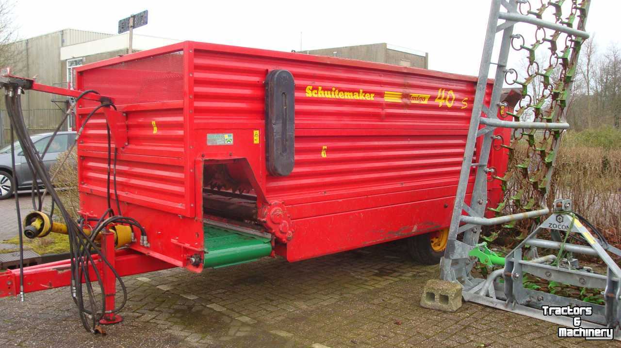 Silage-block distribution wagon Schuitemaker 40 s